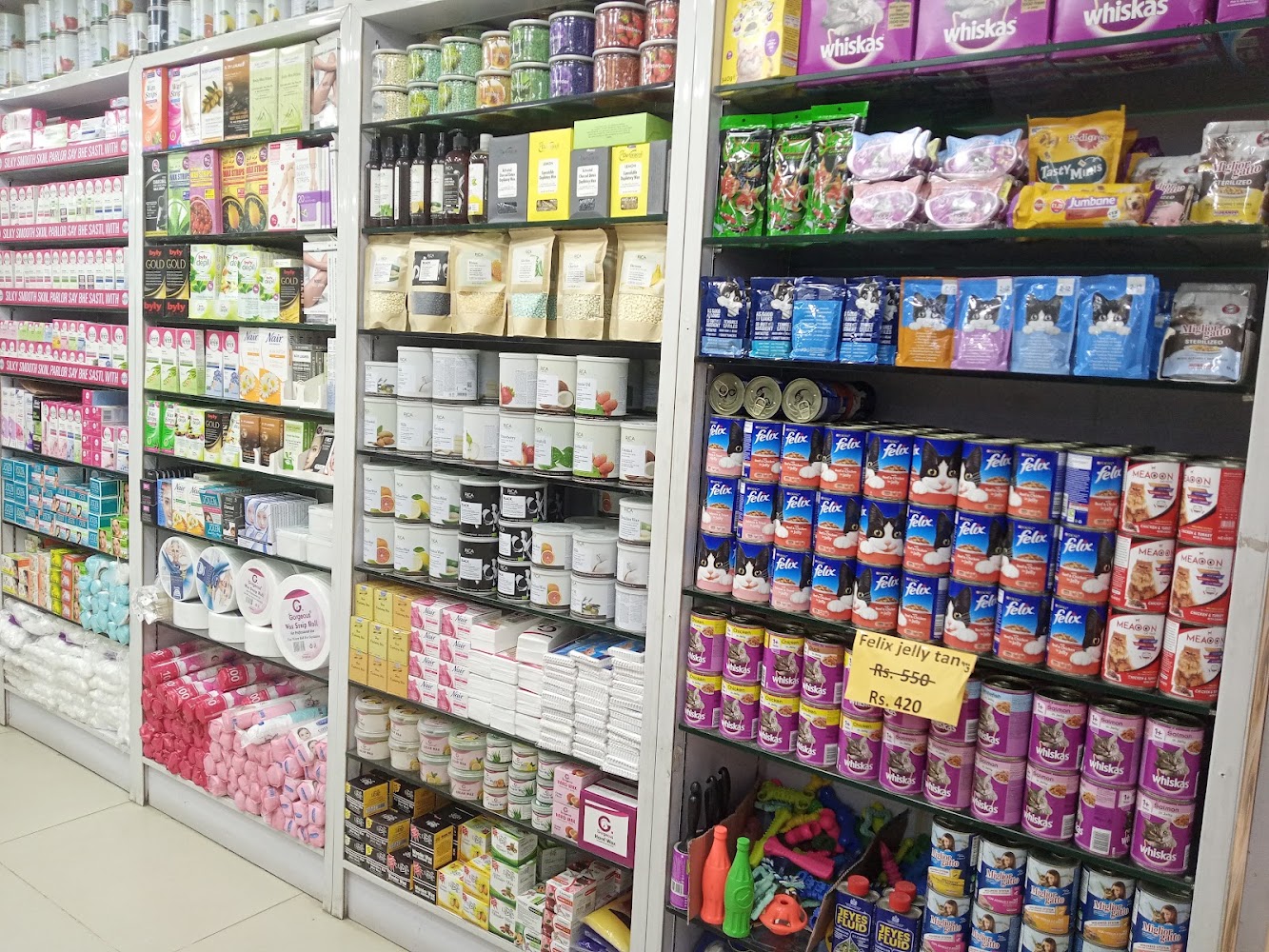 Shaheen Chemist I-8 Markaz